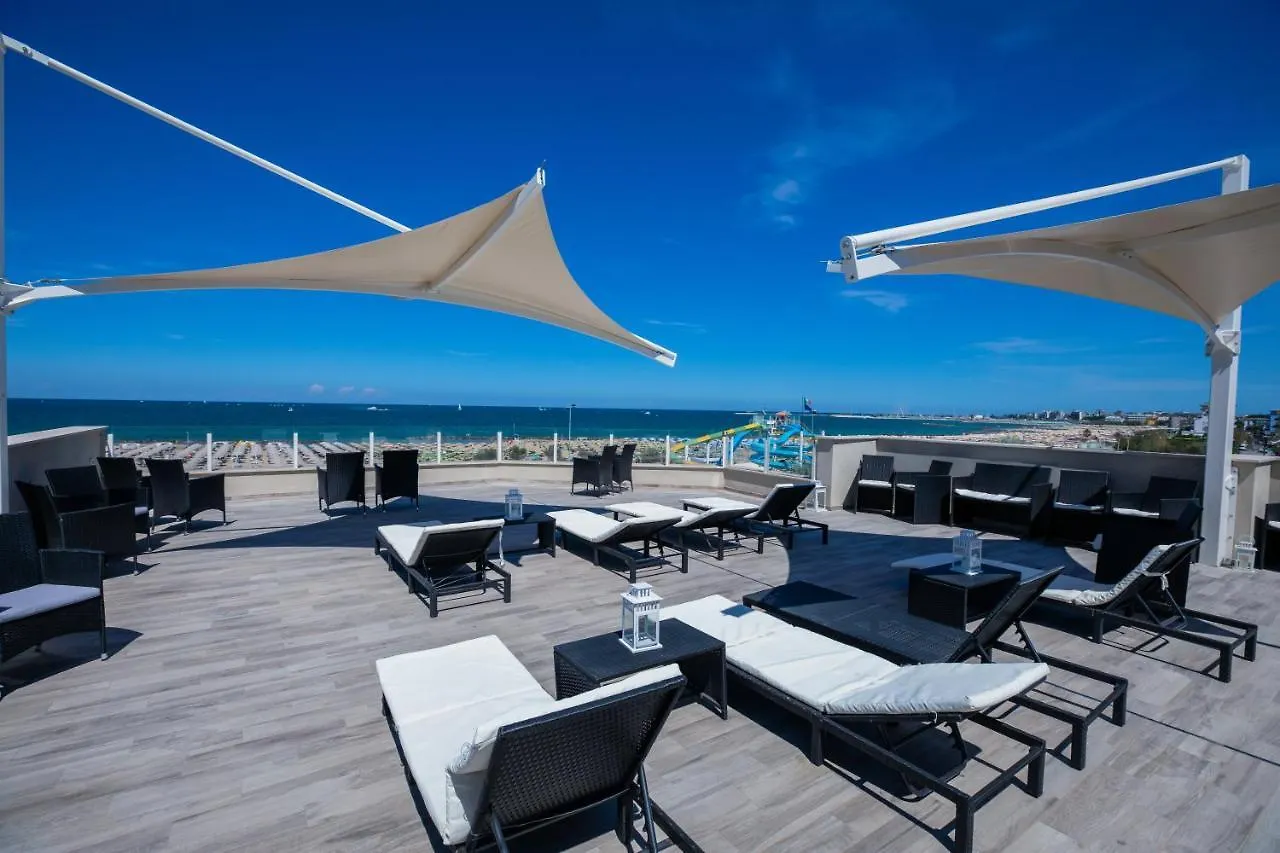 Hotel Baby Rimini 4*,