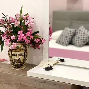 https://domus-cuseni.sicilyhotelsitaly.net