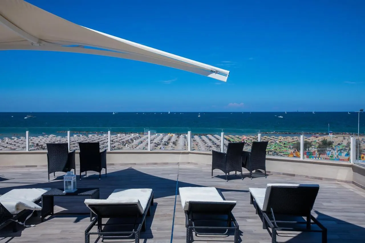 Hotel Baby Rimini 4*,  İtalya